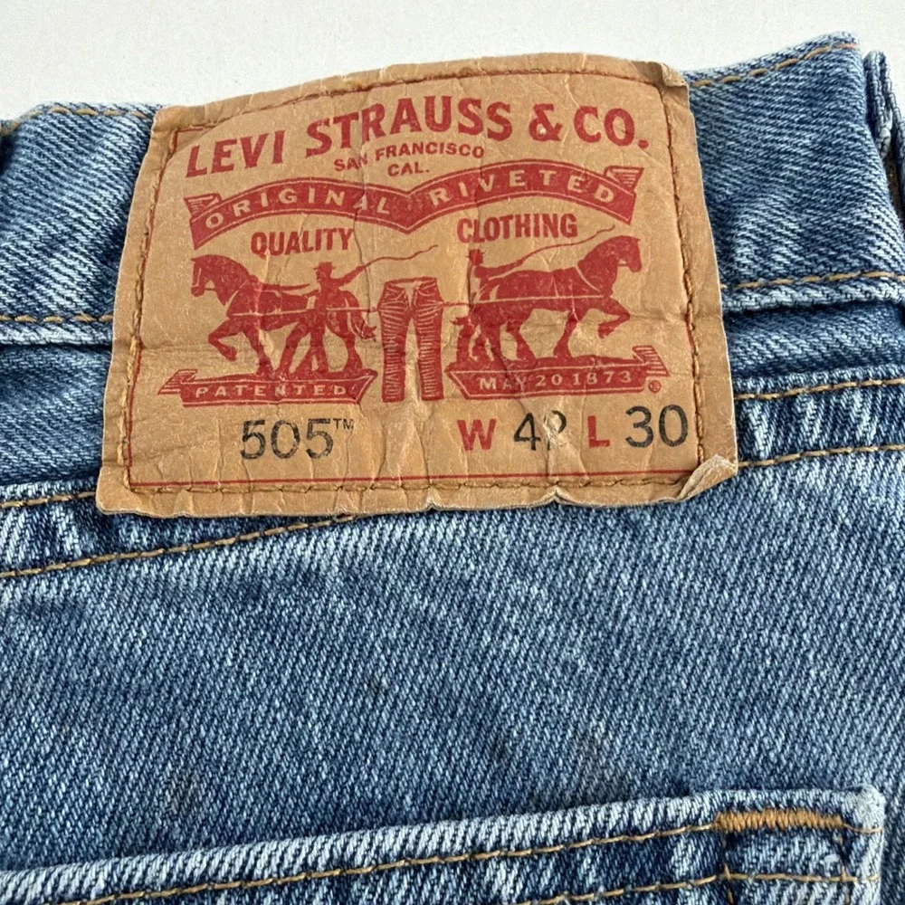 Levis 505 Jeans Pants Regular Fit Straight Leg Medium Stonewash Mens 42x30